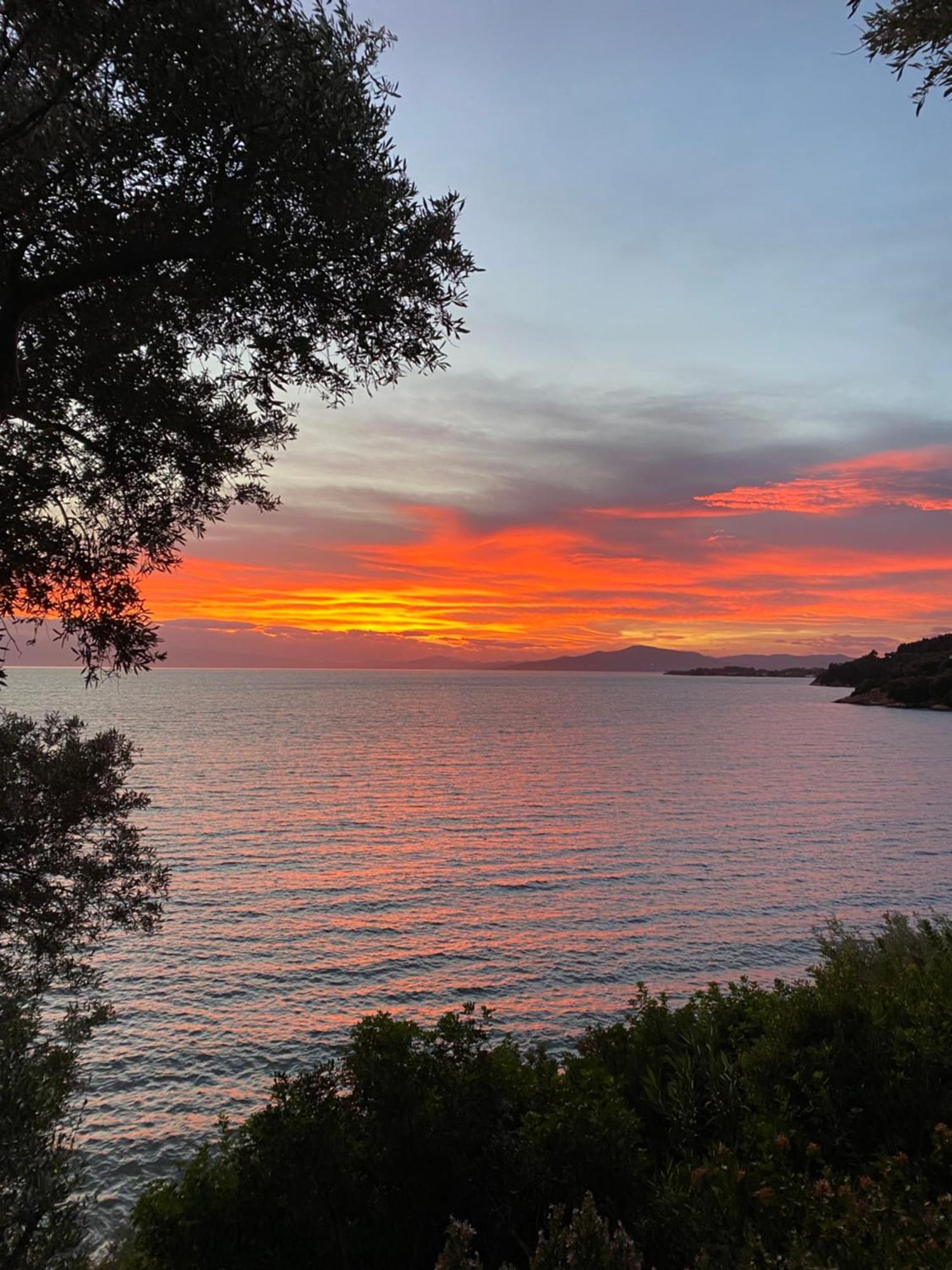Sunset Of Pelion Villa Kato Gatzea Bagian luar foto